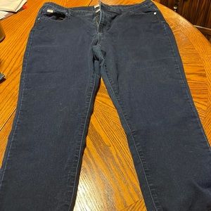 Jacklin smith plus size 18